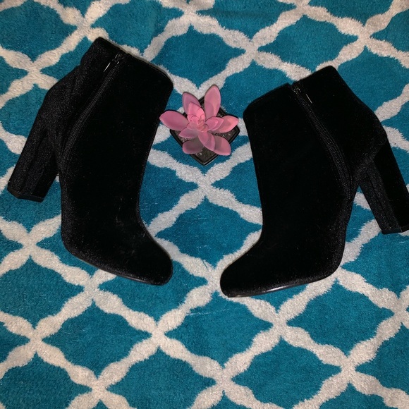 Black Suede High Heel booties NWOT - Picture 2 of 4